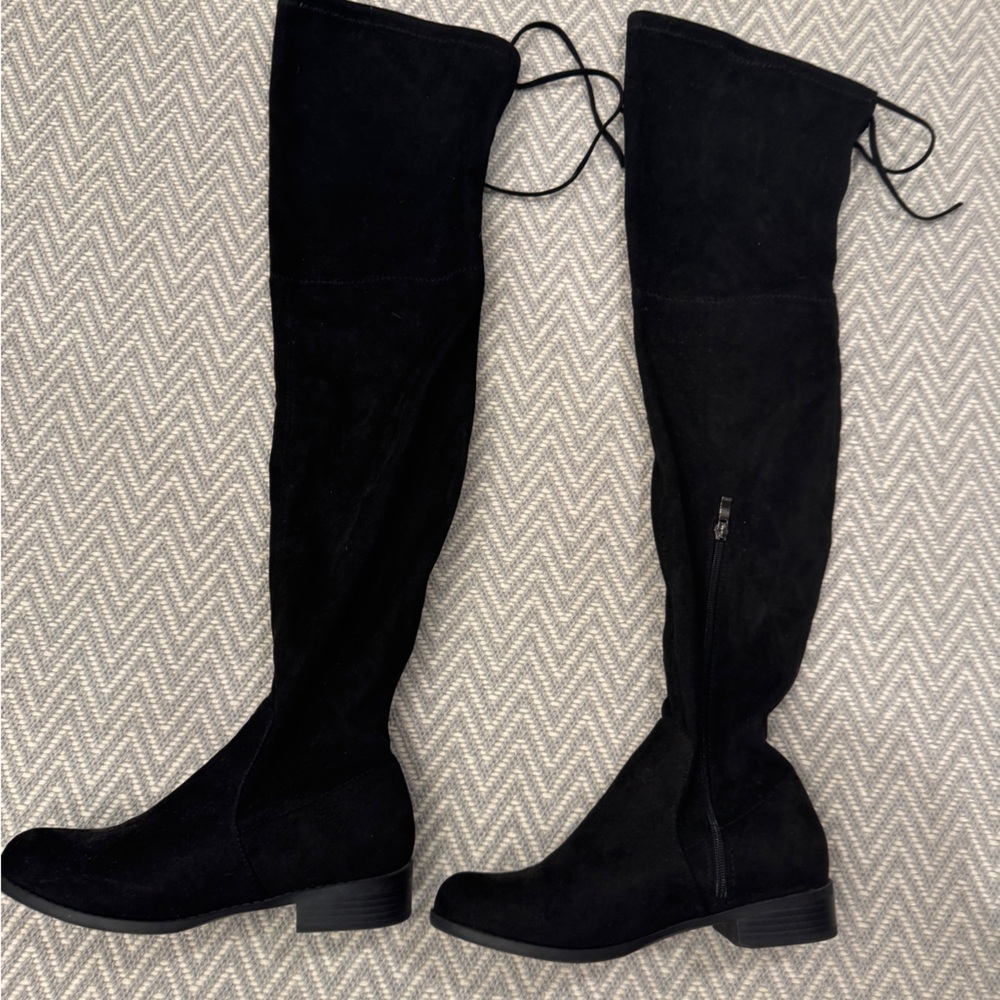 Catherine Malandrino | Black
Morcha Over The Knee High Heel Boot | Sz 7.5